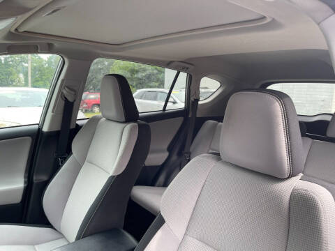 2017 Toyota RAV4 XLE