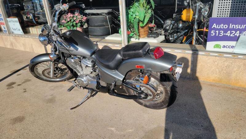 1996 Honda Shadow for sale at FIRST CHOICE AUTO Inc in Middletown OH