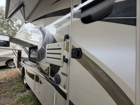 2016 Thor Motor Coach Windsport