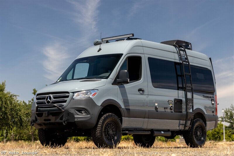 2023 Mercedes-Benz Sprinter 2