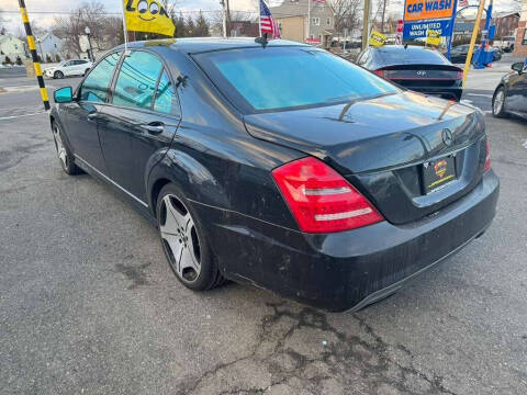 2011 Mercedes-Benz S-Class S 550