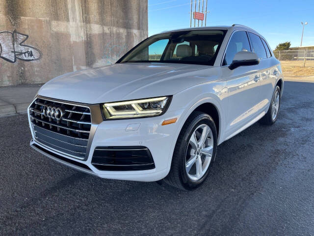 2020 Audi Q5 Premium Plus's photo