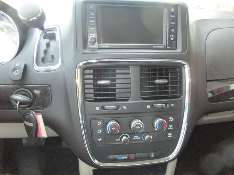 2017 Dodge Grand Caravan SE
