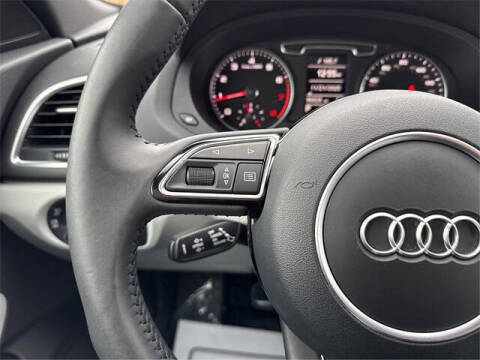 2015 Audi Q3 2.0T quattro Premium Plus