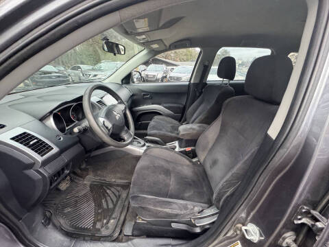 2007 Mitsubishi Outlander ES