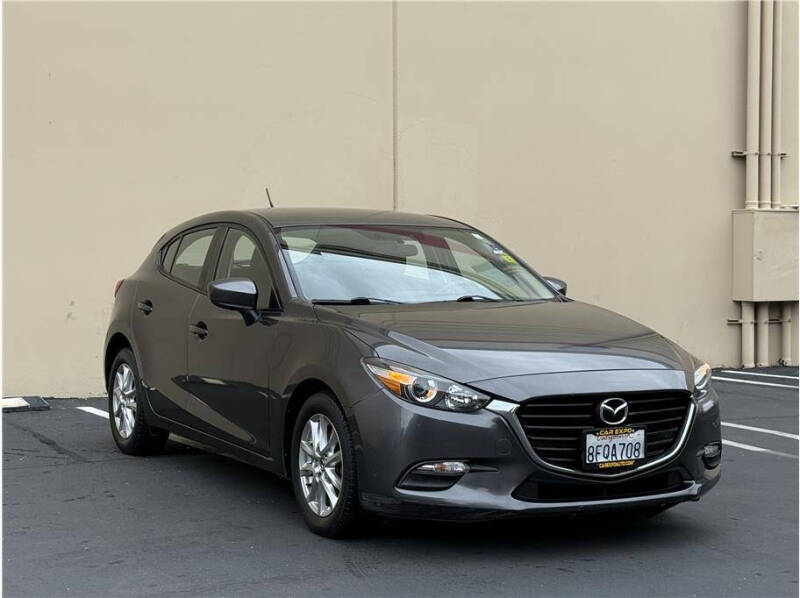 2017 Mazda MAZDA3 Sport