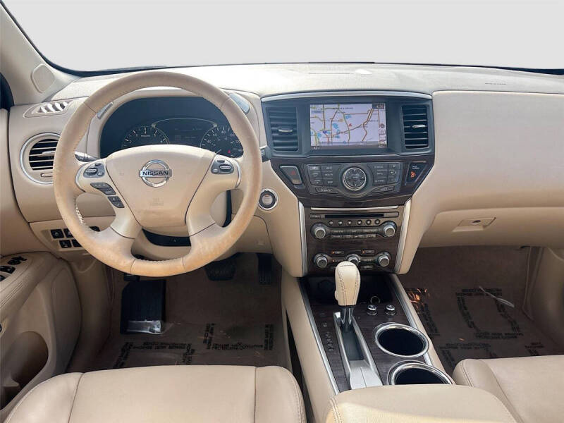 2015 Nissan Pathfinder Platinum