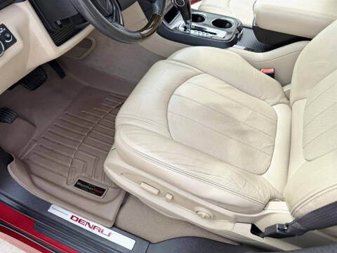 2012 GMC Acadia Denali