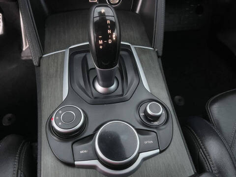2018 Alfa Romeo Stelvio Ti Sport