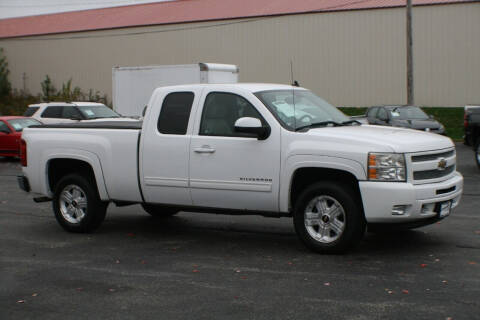 2010 Chevrolet Silverado 1500 for sale at Champion Motor Cars in Machesney Park IL