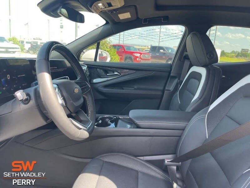 2025 Chevrolet Blazer EV LT