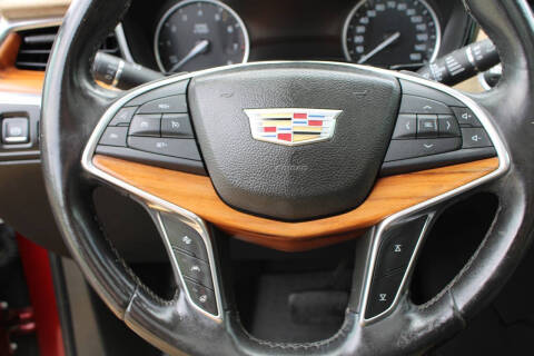 2017 Cadillac XT5 Platinum