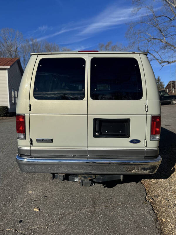2006 Ford E-Series E-150 XL