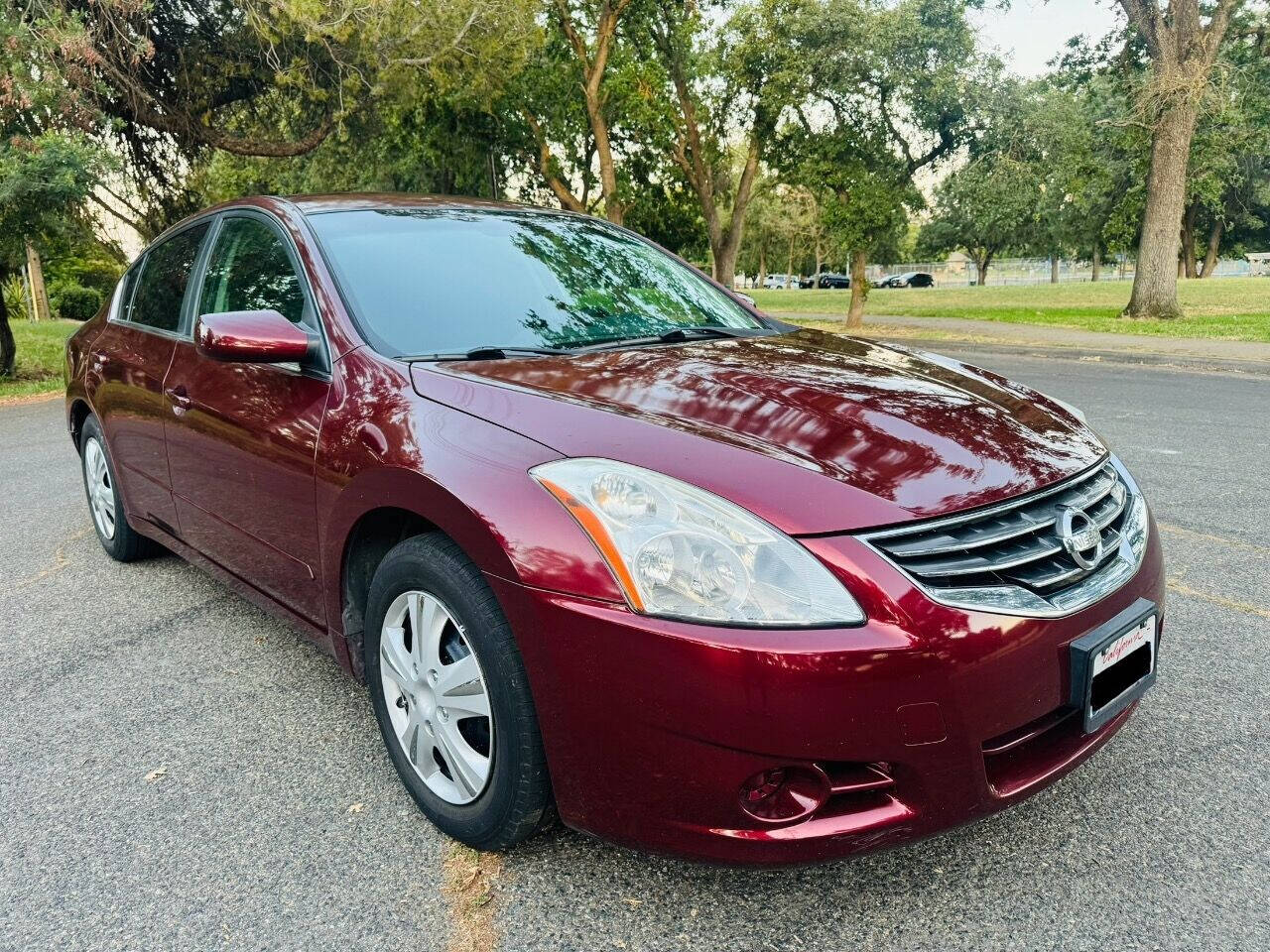 2010 Nissan Altima for sale at Two Brothers Auto Sales LLC in Orangevale, CA