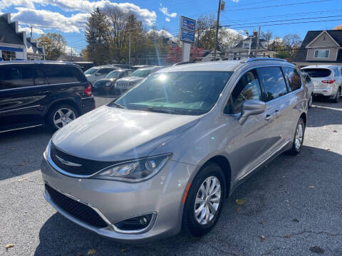 2018 Chrysler Pacifica Touring L