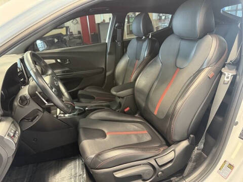 2021 Hyundai Veloster