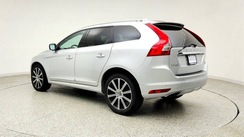 2016 Volvo XC60 T6 Drive-E