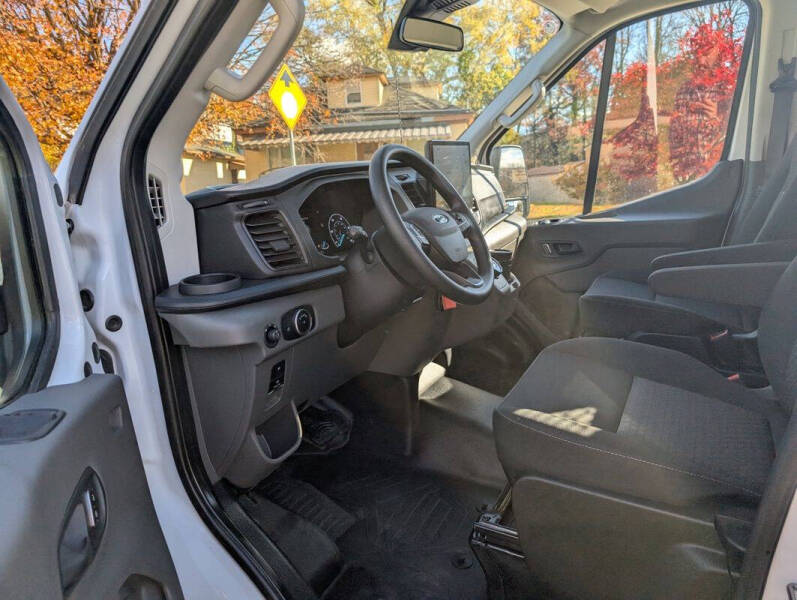 2023 Ford E-Transit 350