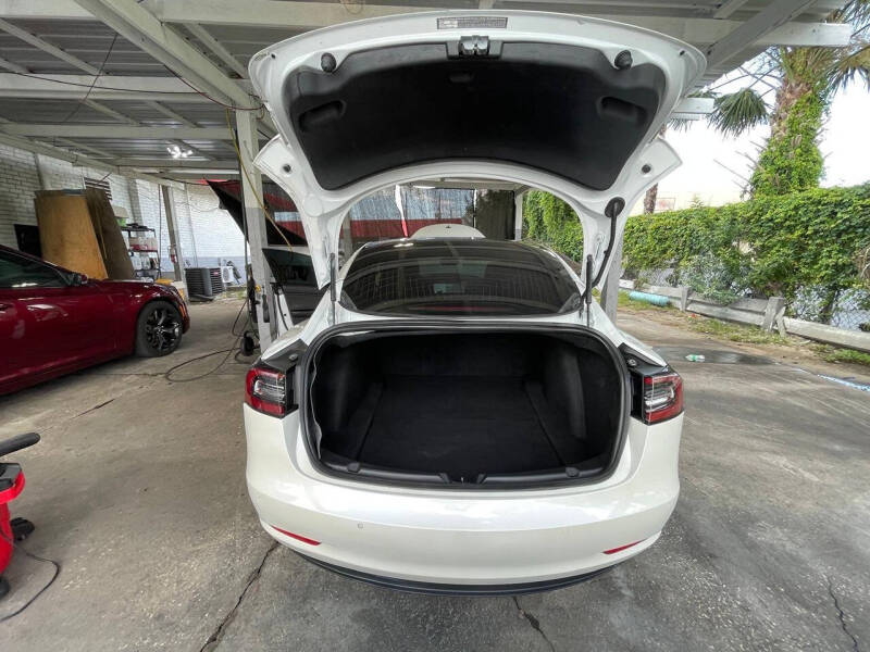 2019 Tesla Model 3 Standard Range Plus