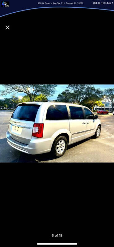 2012 Chrysler Town and Country Touring