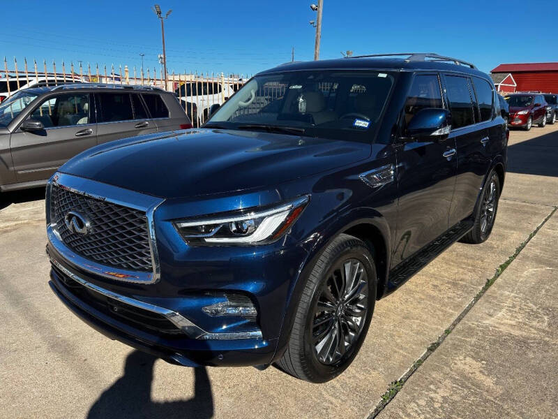 2022 Infiniti QX80 Luxe
