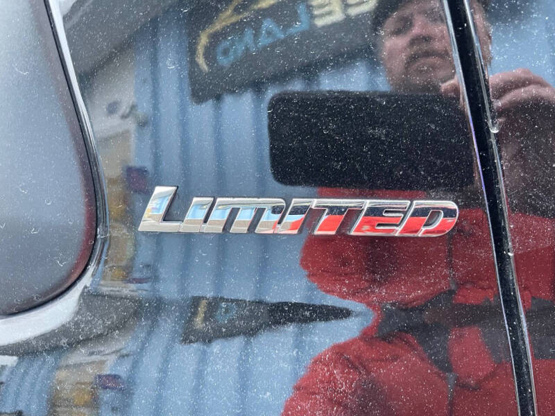 2015 Toyota Sequoia Limited