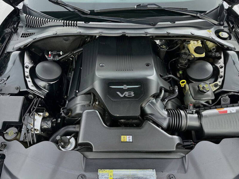 2005 Ford Thunderbird Deluxe