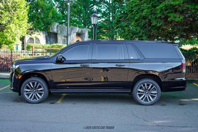 2023 Cadillac Escalade ESV Sport Platinum