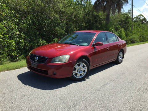 2006 Nissan Altima for sale at VICTORY LANE AUTO SALES in Port Richey FL