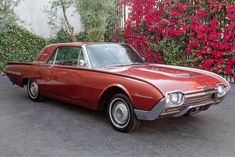 1962 Ford Thunderbird