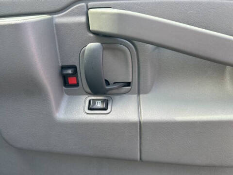 2016 Chevrolet Express LS 2500