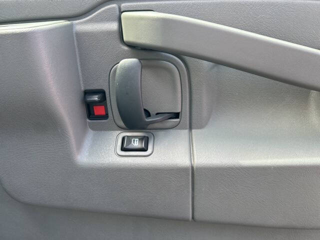 2016 Chevrolet Express LS 2500