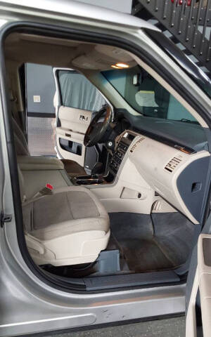 2009 Ford Flex SE
