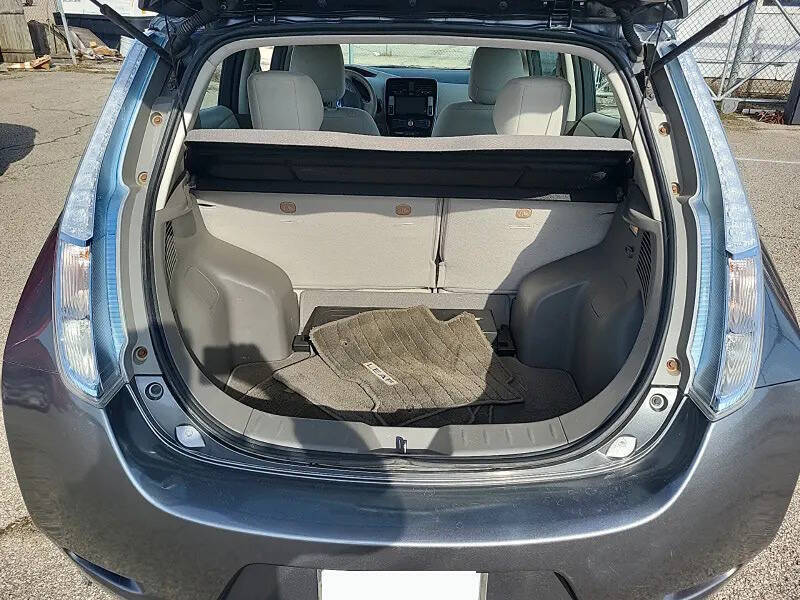 2014 Nissan LEAF SV