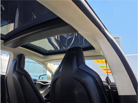 2013 Tesla Model S Performance