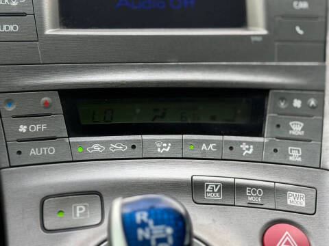 2015 Toyota Prius Two