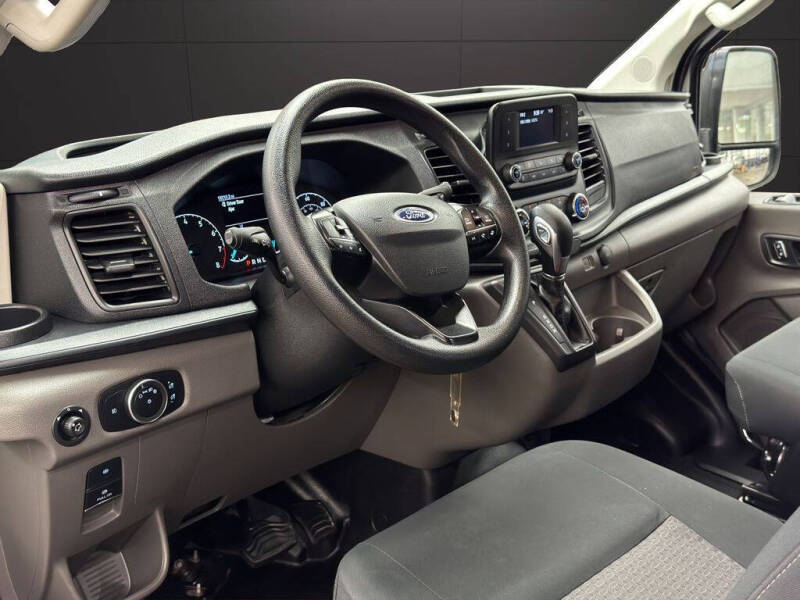 2025 Ford Transit