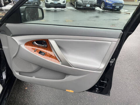 2011 Toyota Camry XLE V6