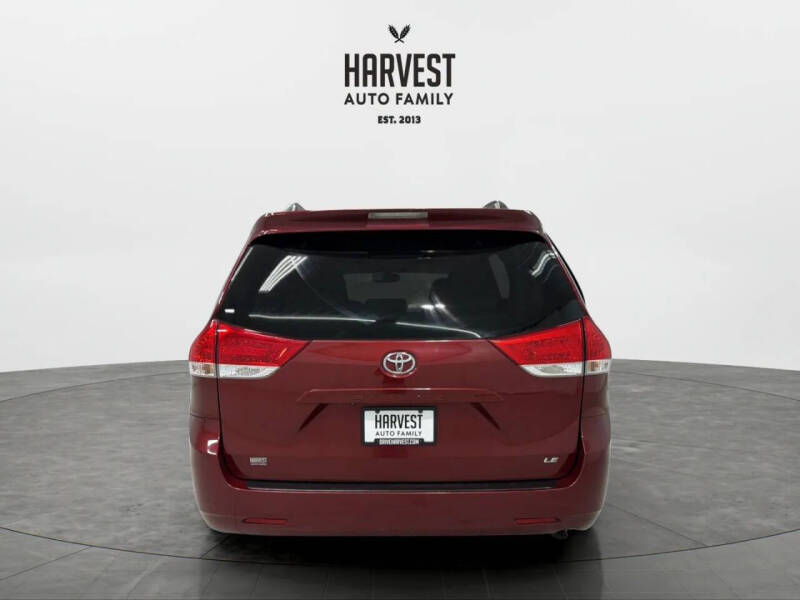 2011 Toyota Sienna