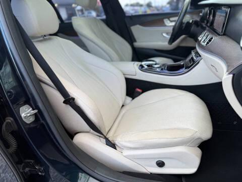 2017 Mercedes-Benz E-Class E 300