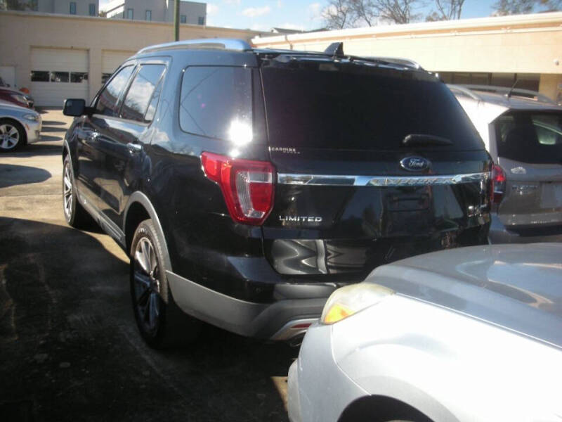 2017 Ford Explorer Limited