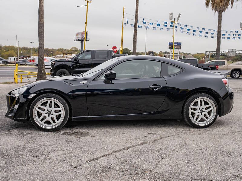 2013 Scion FR-S