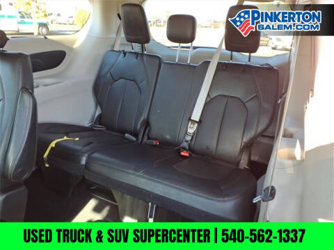 2020 Chrysler Pacifica Touring L