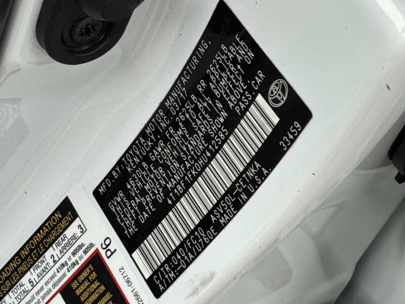 2017 Toyota Camry LE