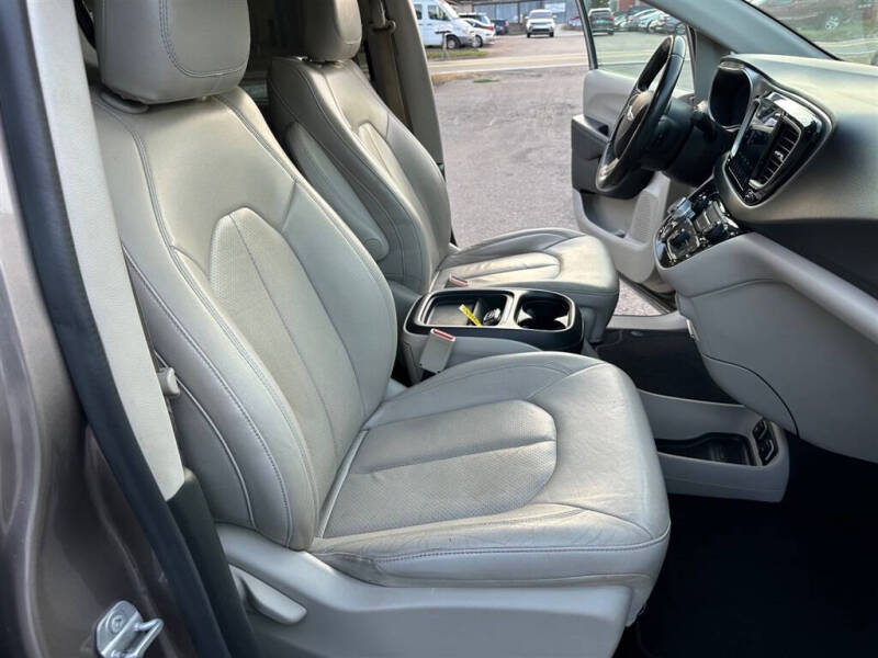 2018 Chrysler Pacifica Touring L