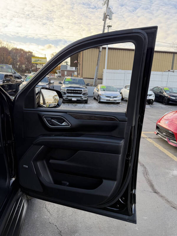 2022 Chevrolet Suburban LT