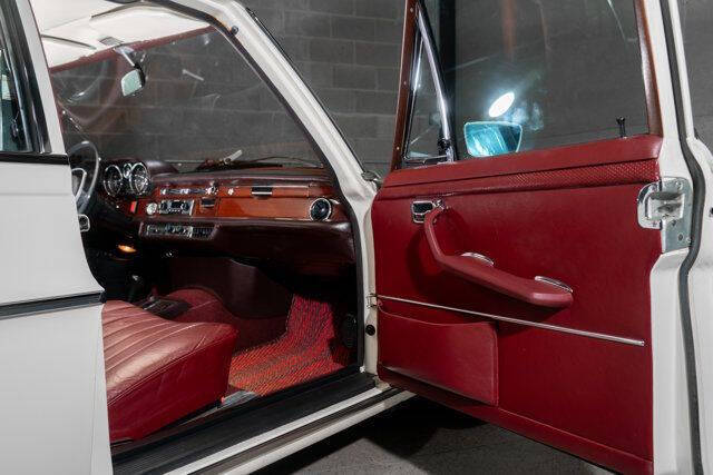 1973 Mercedes-Benz 280-Class