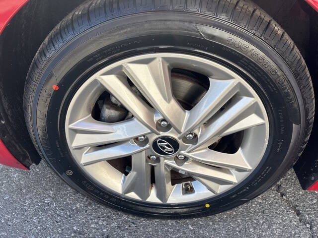 2019 Hyundai Elantra