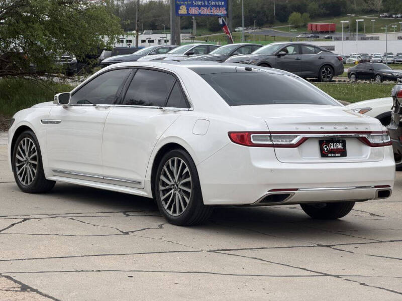 2017 Lincoln Continental Select