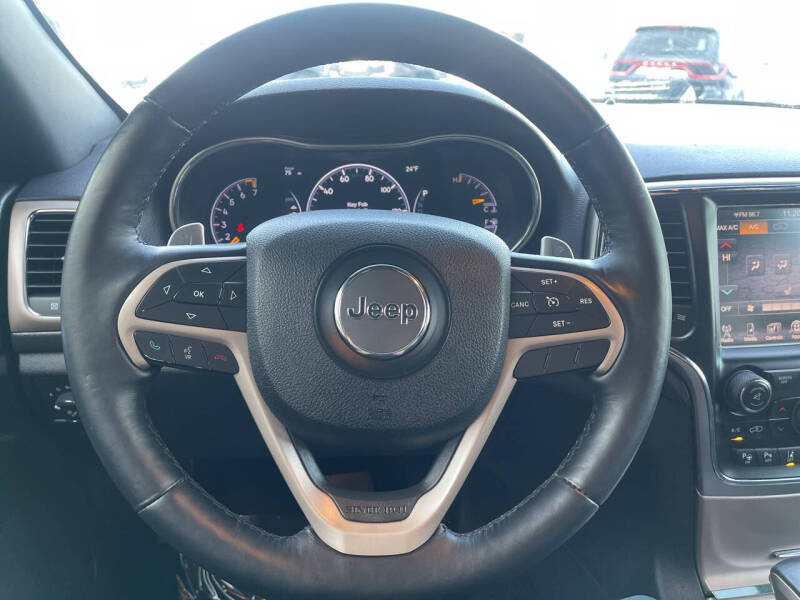 2017 Jeep Grand Cherokee Laredo